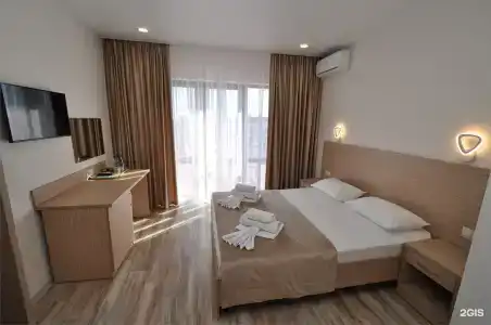 Family Pride inn - 66