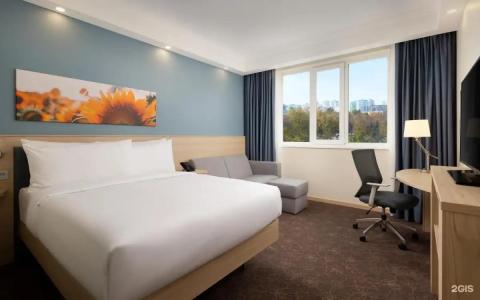 Hampton By Hilton - 43