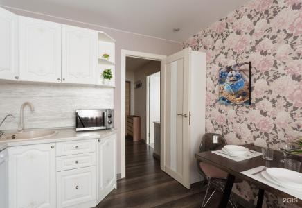 Live comfortably on Oktyabrsky Avenue 82 - 37