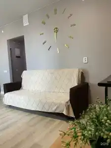 Hampton by Hilton - 10