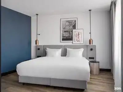 Radisson - 94