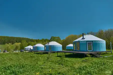 Yurt Resort - 3
