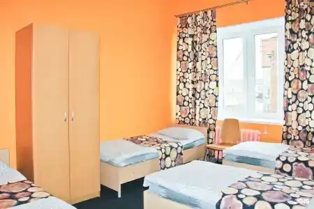 AHOSTEL - 52