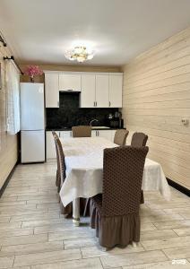 Moon House - 52