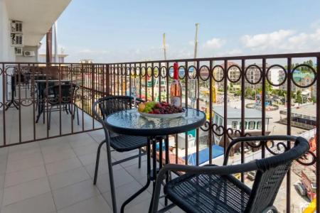 Royal by Undersun - 122