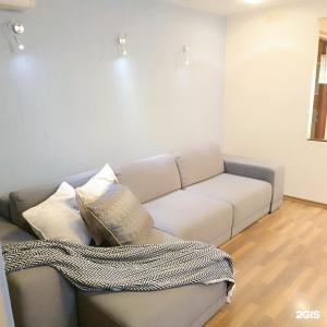 Владимирский - 19