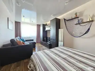 Live comfortably on Oktyabrsky Avenue 82 - 5