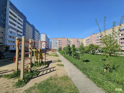 Live comfortably on Oktyabrsky Avenue 82 - 31