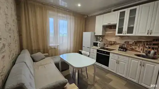 Аврора, Роза Люксембург, 33 - 3