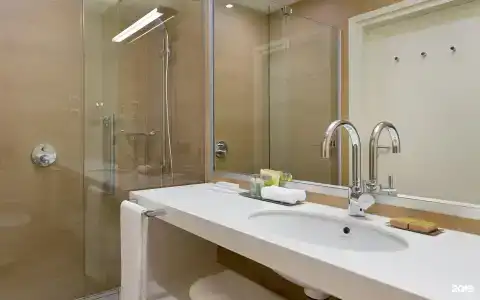 DoubleTree By Hilton Moscow - Vnukovo Airport - 43