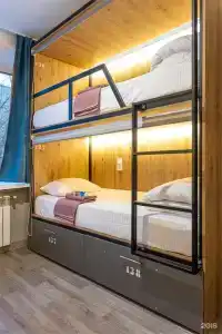 M&DHost - 261