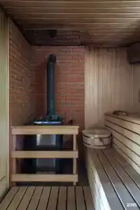 Деревянный коттедж с бассейном и баней - 67