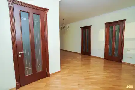 Тур Хаус - 102