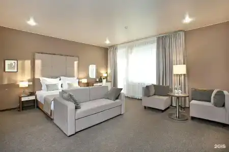 L'Hotel - 19