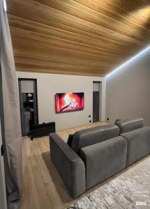 Les Vill - 32