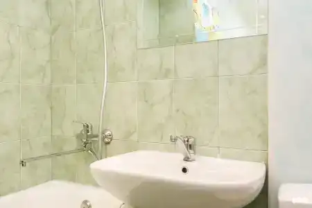 B&B - 3