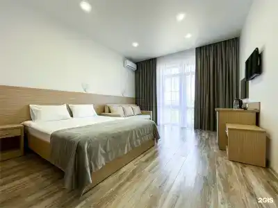 Family Pride inn - 121