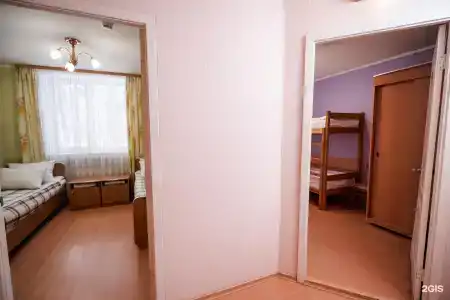 Губернский двор - 64