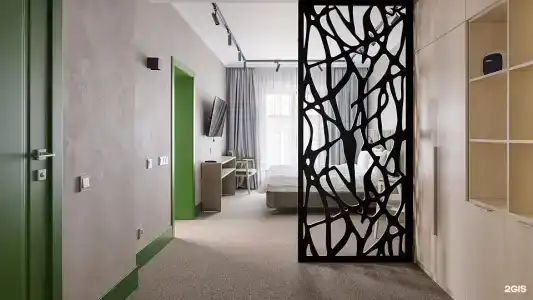Green Doors - 121