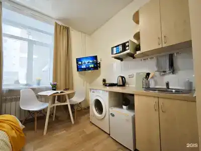 Divan i chemodan on Uritsky str. - 122