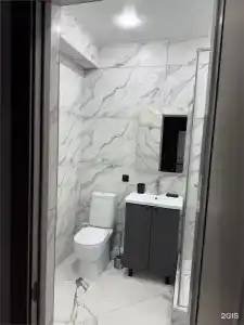 Кит - 44