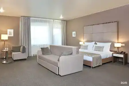 L'Hotel - 10
