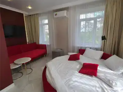 Владимирский - 118