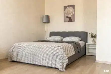 на площади Гагарина - 1