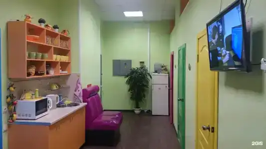 Fresh Hostel - 11