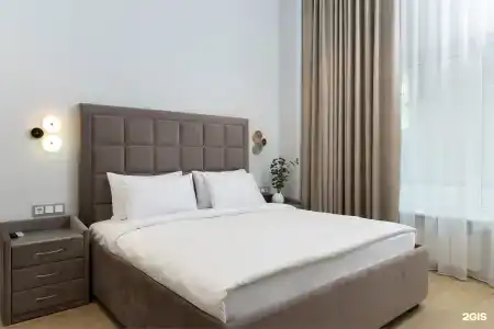 8Avenue - 239