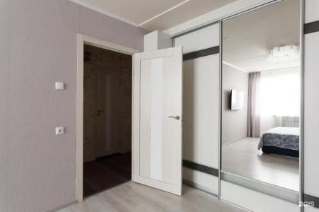 Live comfortably on Oktyabrsky Avenue 82 - 42