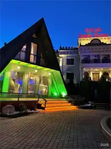 Набат Палас - 182