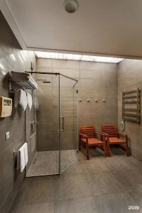 Амбассадори - 109