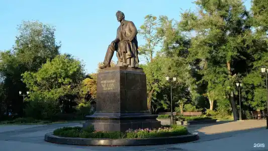 Петровский Двор - 32