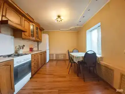 недалеко от центра города. - 7