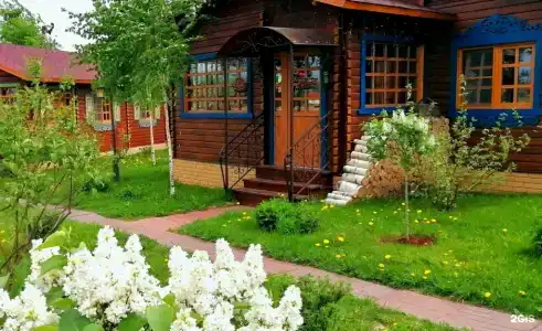 Дивный дворик - 154