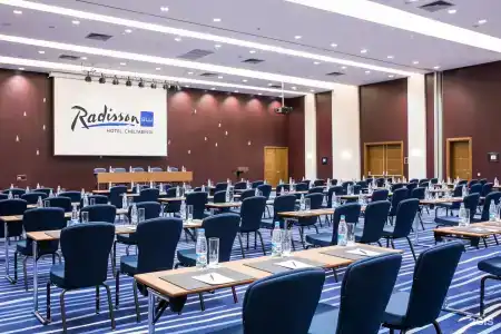 Radisson Blu - 83