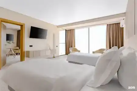 Zenith Resort & Spa - 180