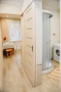 рядом c Кремлём и пл Свободы - 28