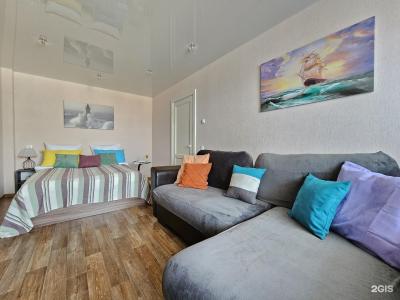 Live comfortably on Oktyabrsky Avenue 82 - 54