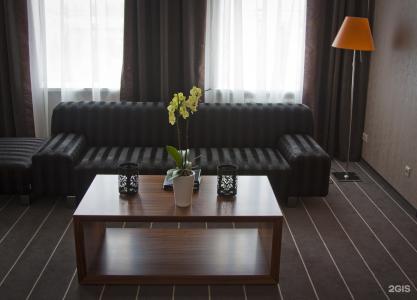 Ost West Club - 112