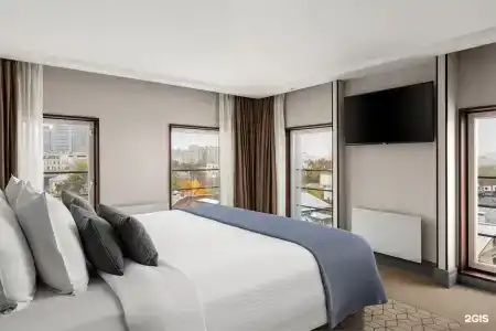 Chekhoff Moscow Curio Collection by Hilton - 85