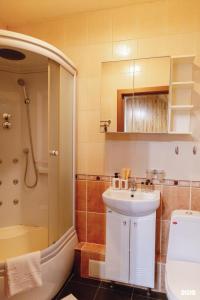 A-House - 102