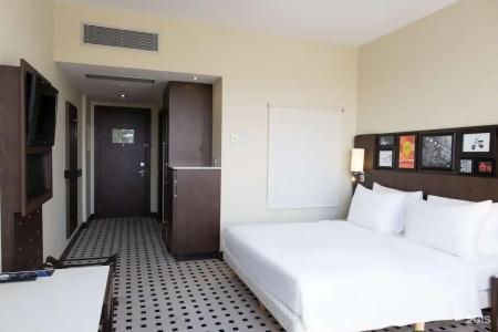 Radisson Blu - 129