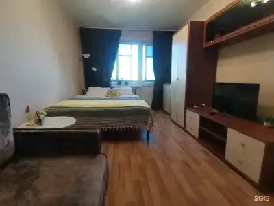 на Карла Маркса 8 - 8