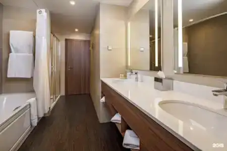Hilton Garden Inn - 71