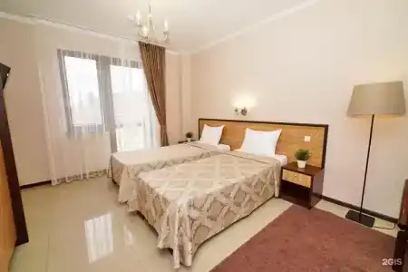 Адмирал - 208