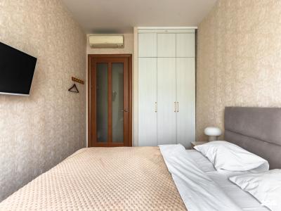 Visit Nevsky pr 182 - 32