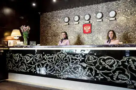 Атташе - 10