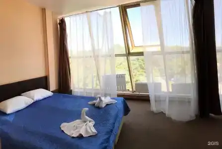 Кремлевский - 114